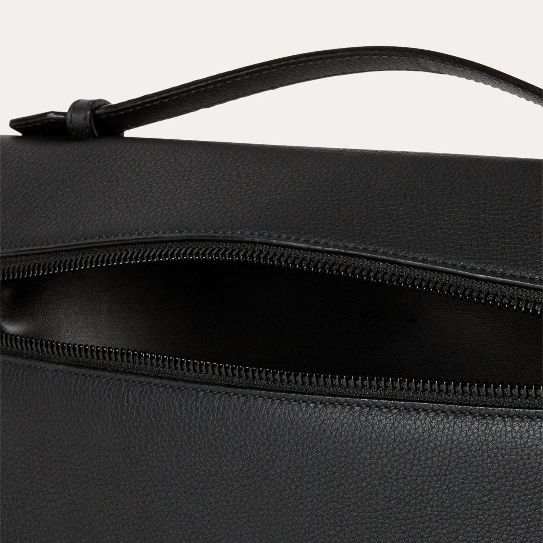 Pouch 29 - Black